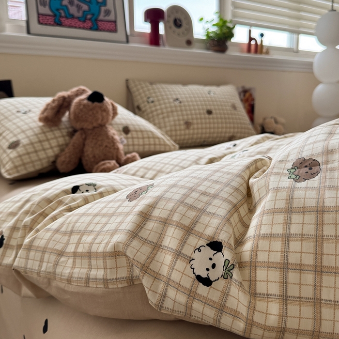 91家纺网 家纺一手货源 找家纺 慕尚家纺 2025新款13070全棉纯棉印花四件套 咖格狗狗