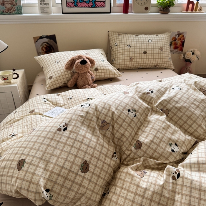 91家纺网 家纺一手货源 找家纺 慕尚家纺 2025新款13070全棉纯棉印花四件套 咖格狗狗