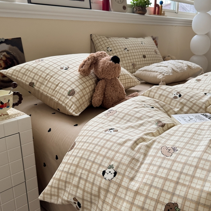 91家纺网 家纺一手货源 找家纺 慕尚家纺 2025新款13070全棉纯棉印花四件套 咖格狗狗