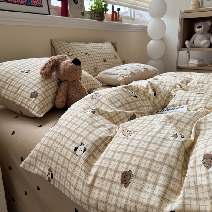 91家纺网 家纺一手货源 找家纺 慕尚家纺 2025新款13070全棉纯棉印花四件套 咖格狗狗