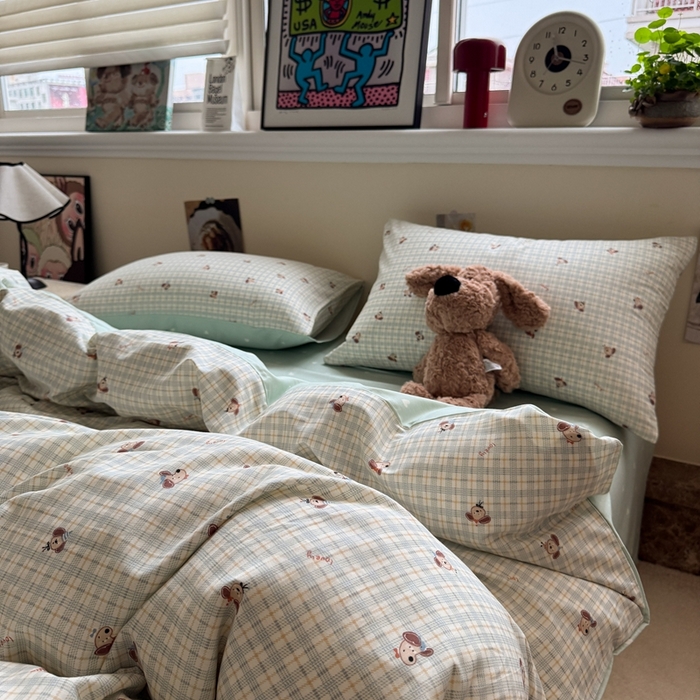 91家纺网 家纺一手货源 找家纺 慕尚家纺 2025新款13070全棉纯棉印花四件套 绿格狗狗