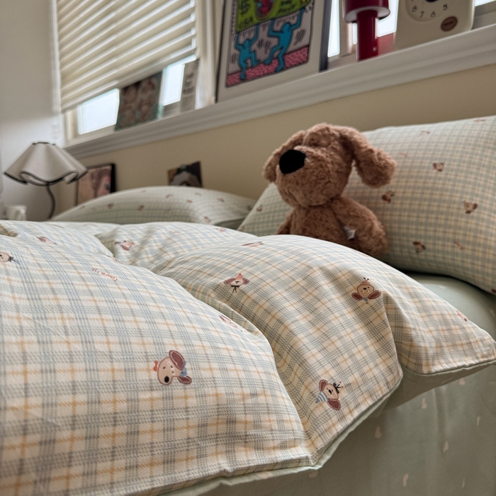 91家纺网 家纺一手货源 找家纺 慕尚家纺 2025新款13070全棉纯棉印花四件套 绿格狗狗