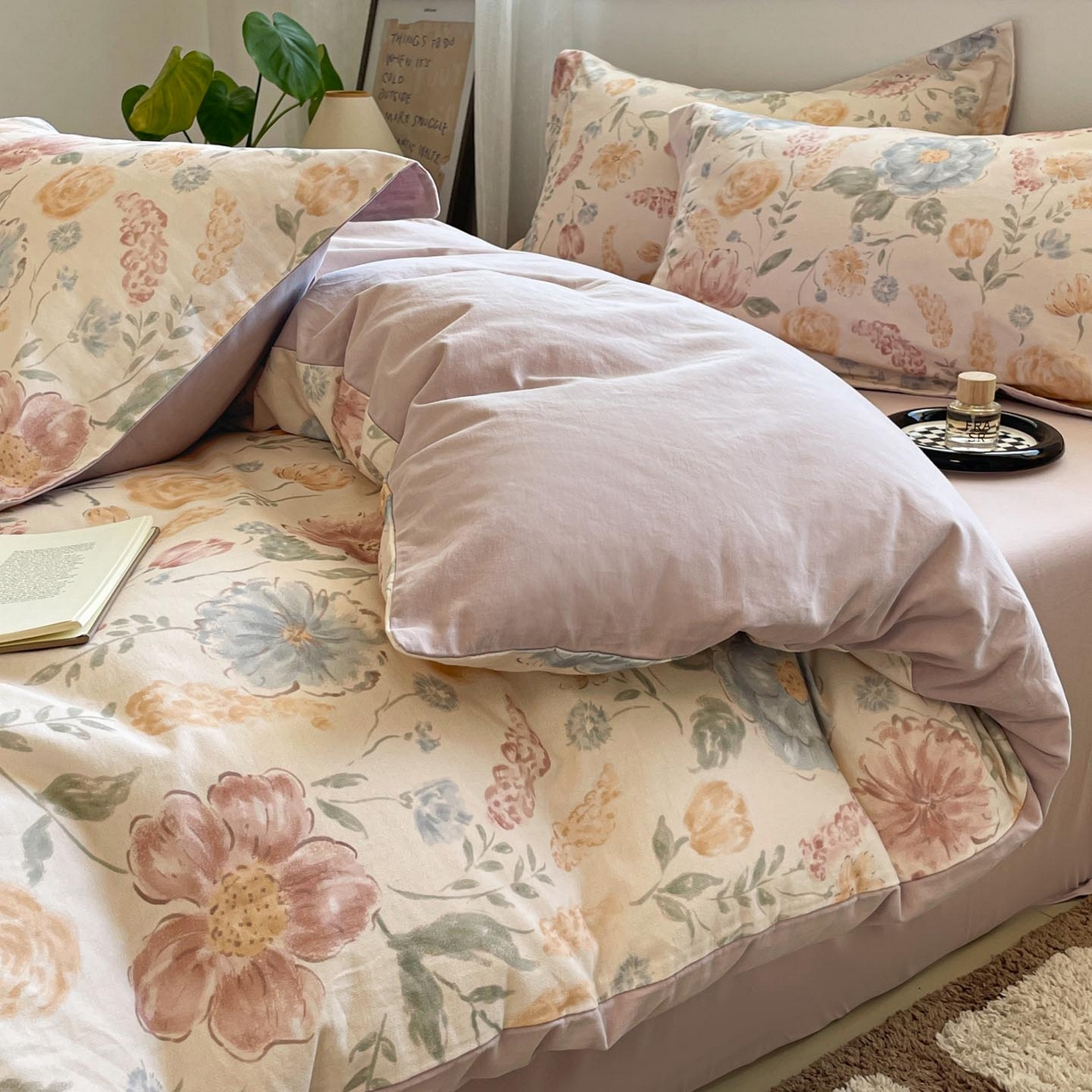 91家纺网 家纺一手货源 找家纺 涵宸家纺 2025新款加厚全棉磨毛印花四件套--罗马系列 场景一 F暖阳里