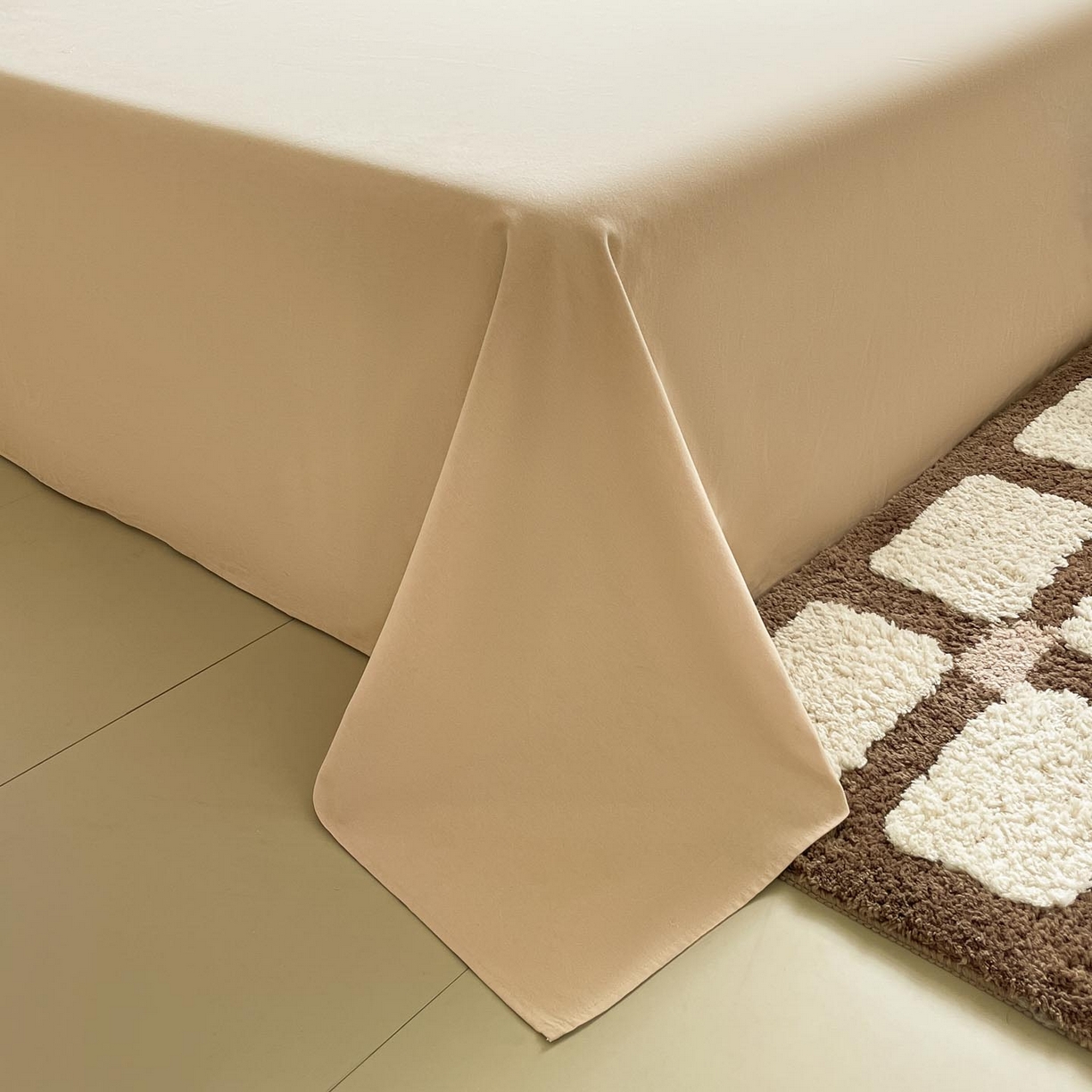 91家纺网 家纺一手货源 找家纺 涵宸家纺 2025新款加厚全棉磨毛印花四件套--罗马系列 场景一 F依恋