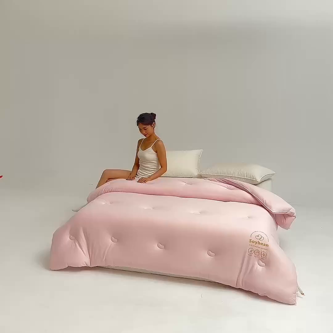 91家纺网 家纺一手货源 找家纺 栩裕纺织 2025新款纯色超柔云朵针织被被子被芯冬被 云朵被-落樱粉