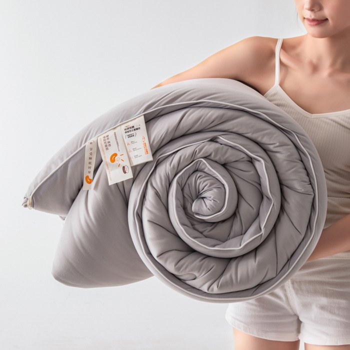 91家纺网 家纺一手货源 找家纺 栩裕纺织 2025新款纯色超柔云朵针织被被子被芯冬被 云朵被-云烟灰