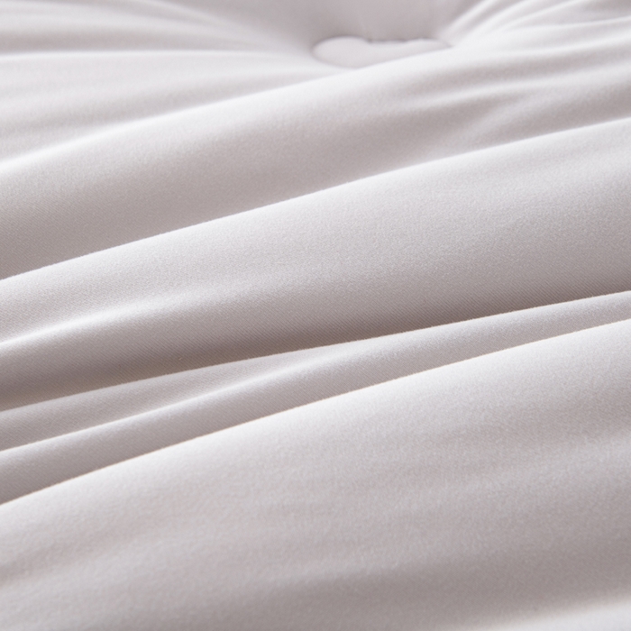 91家纺网 家纺一手货源 找家纺 栩裕纺织 2025新款纯色超柔云朵针织被被子被芯冬被 云朵被-云烟灰