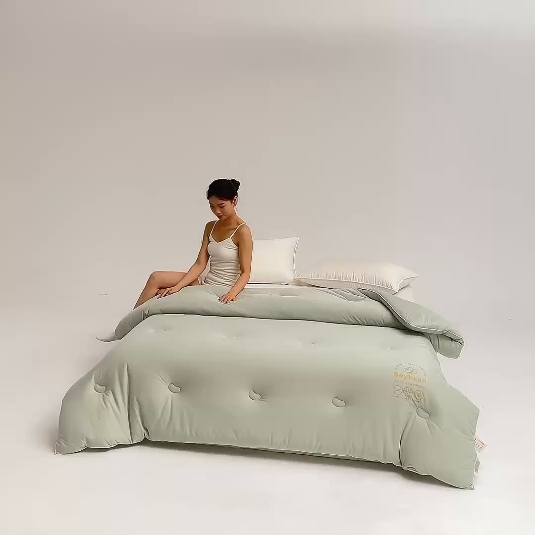 91家纺网 家纺一手货源 找家纺 栩裕纺织 2025新款纯色超柔云朵针织被被子被芯冬被 云朵被-草绿色