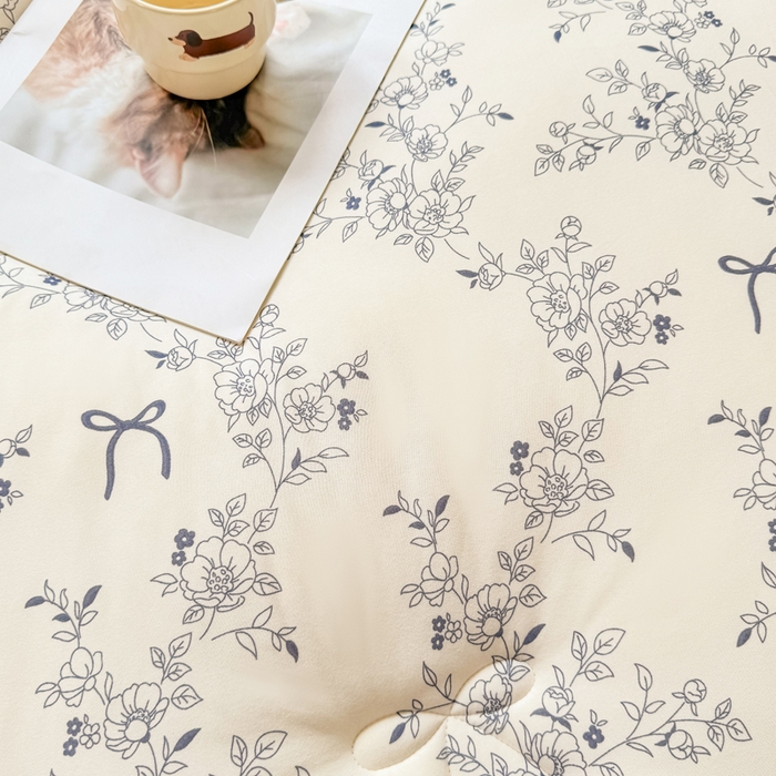 91家纺网 家纺一手货源 找家纺 栩裕纺织 2025新款印花针织棉牛奶被被子被芯冬被 青花瓷