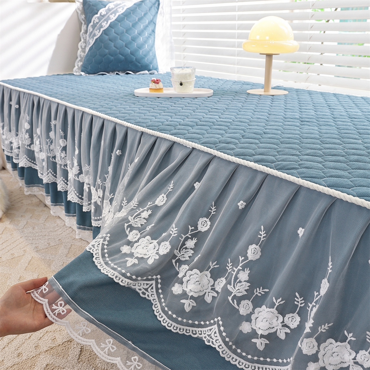 91家纺网 家纺一手货源 找家纺 共鸣沙发垫 2025新款星语飘窗垫 星空蓝色