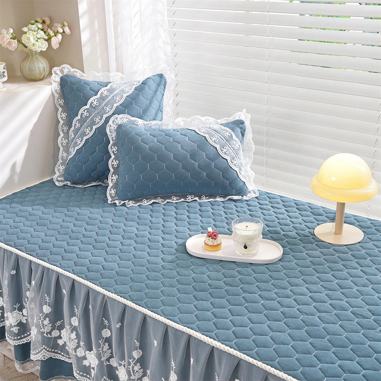 91家纺网 家纺一手货源 找家纺 共鸣沙发垫 2025新款星语飘窗垫 星空蓝色