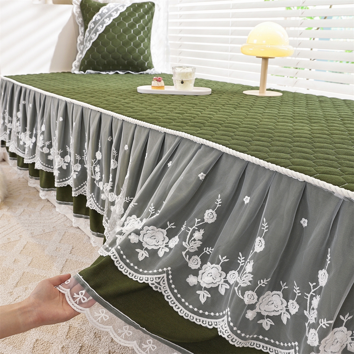 91家纺网 家纺一手货源 找家纺 共鸣沙发垫 2025新款星语飘窗垫 星空抹茶色