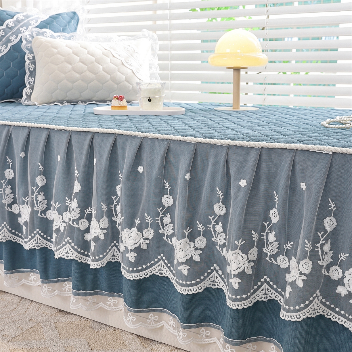 91家纺网 家纺一手货源 找家纺 共鸣沙发垫 2025新款星语飘窗垫 星空蓝色