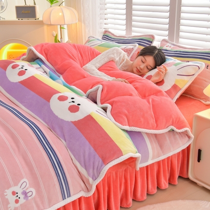 绒耀 2025新款菠萝格牛奶绒四件套 彩虹兔