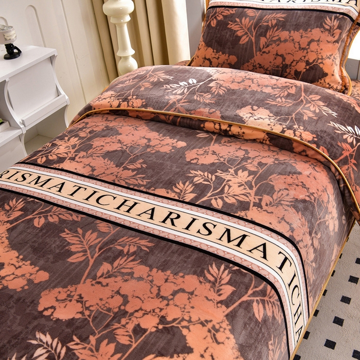 91家纺网 家纺一手货源 找家纺 芯诗曼家纺 2025新款金貂绒牛奶绒印花三件套 黄金叶