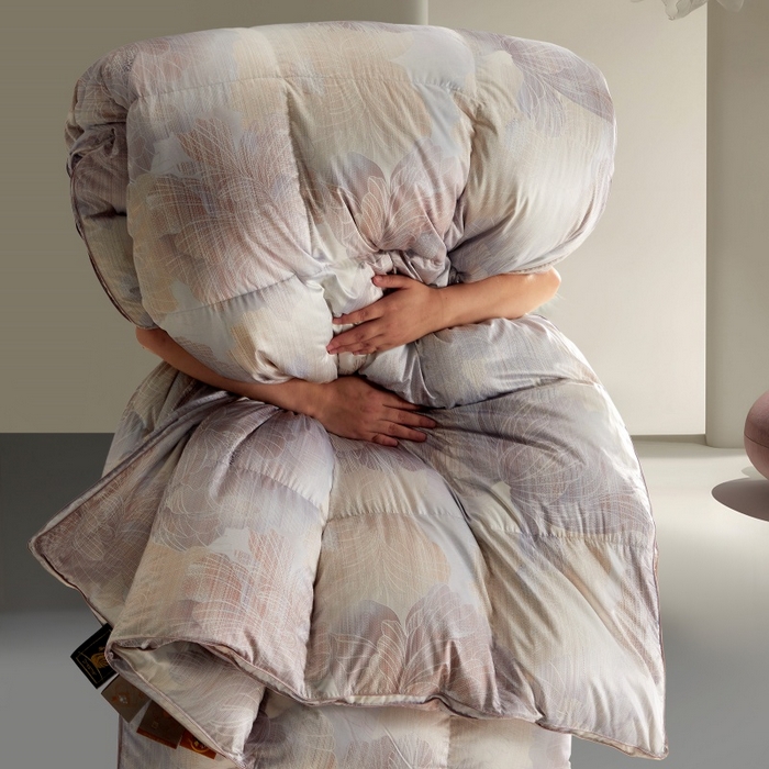 91家纺网 家纺一手货源 找家纺 （总）织梦人羽绒工厂店 2025新款高蓬松羽绒95鹅绒大牌同款花型莫代尔印花