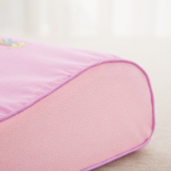 91家纺网 家纺一手货源 找家纺 大黄蜂家居家纺 2025新款全棉13372棉儿童卡通乳胶枕套 城堡小马