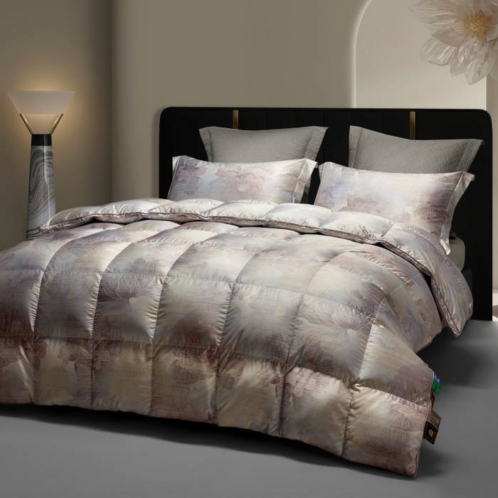 91家纺网 家纺一手货源 找家纺 （总）织梦人羽绒工厂店 2025新款高蓬松羽绒95鹅绒大牌同款花型莫代尔印花