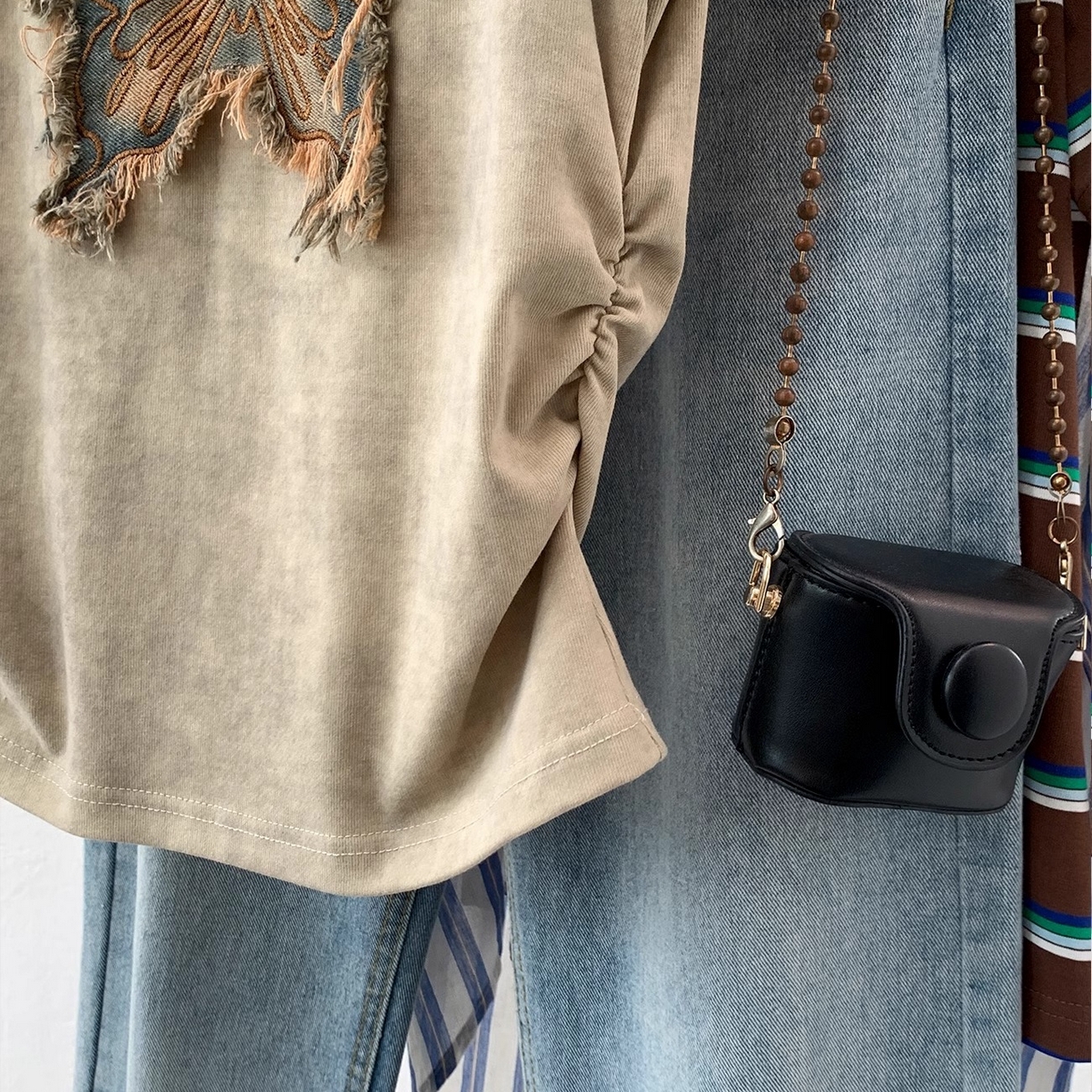 91家纺网 家纺一手货源 找家纺 洛兰沙家居馆【只代发】【只代发】 2025新款扎染短袖t恤女莫代尔上衣美式复古夏季设计感小个子修身短款上 棕色