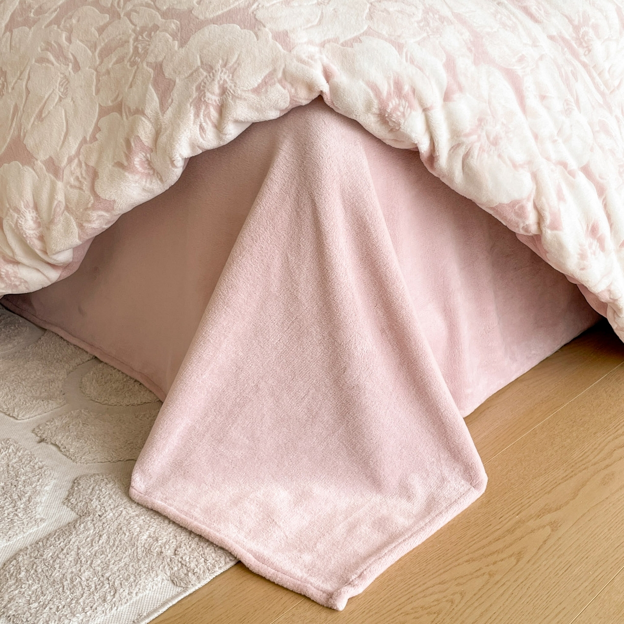 91家纺网 家纺一手货源 找家纺 （总）玉相逢 2025秋冬新款A类高克重牛奶绒立体亲肤绒浮雕雕花绒四件套