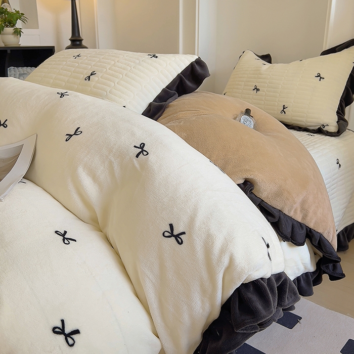 （总）美梦家纺 2024新款牛奶绒花边款夹棉床盖四件套