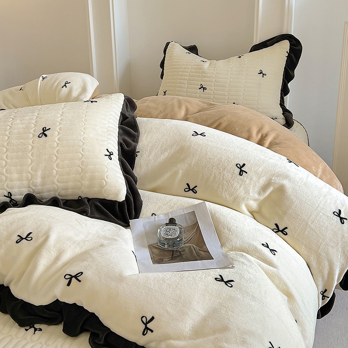 91家纺网 家纺一手货源 找家纺 （总）美梦家纺 2024新款牛奶绒花边款夹棉床盖四件套