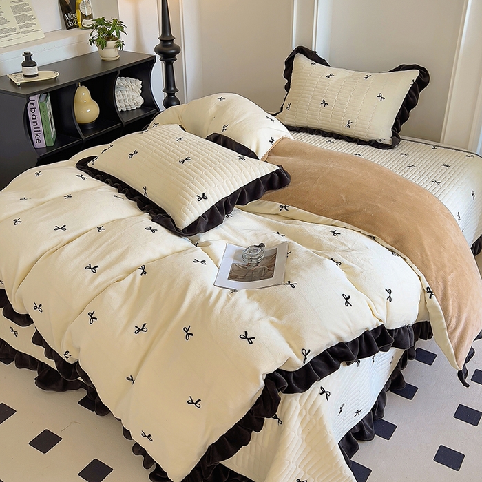 91家纺网 家纺一手货源 找家纺 （总）美梦家纺 2024新款牛奶绒花边款夹棉床盖四件套