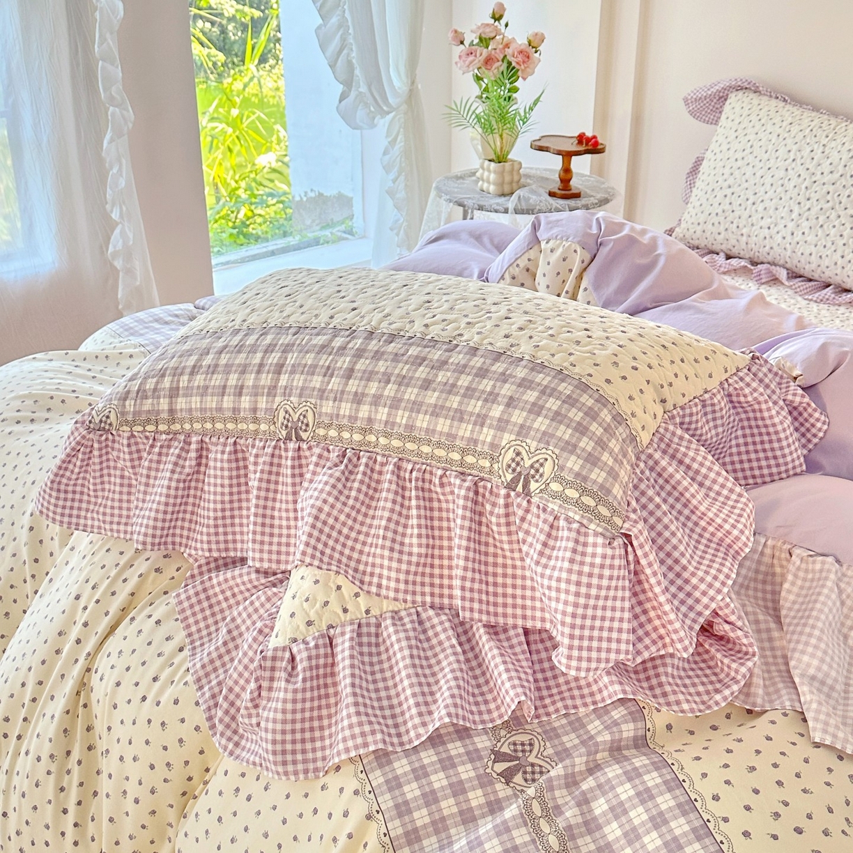 91家纺网 家纺一手货源 找家纺 易辰美 2025新款亲肤舒适印花夹棉公主风夹棉枕套 艾薇尔-紫