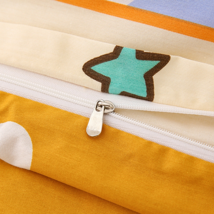 91家纺网 家纺一手货源 找家纺 鱼宝 2025新款全棉幼儿园套件 三件套—童真系列 星空宝贝