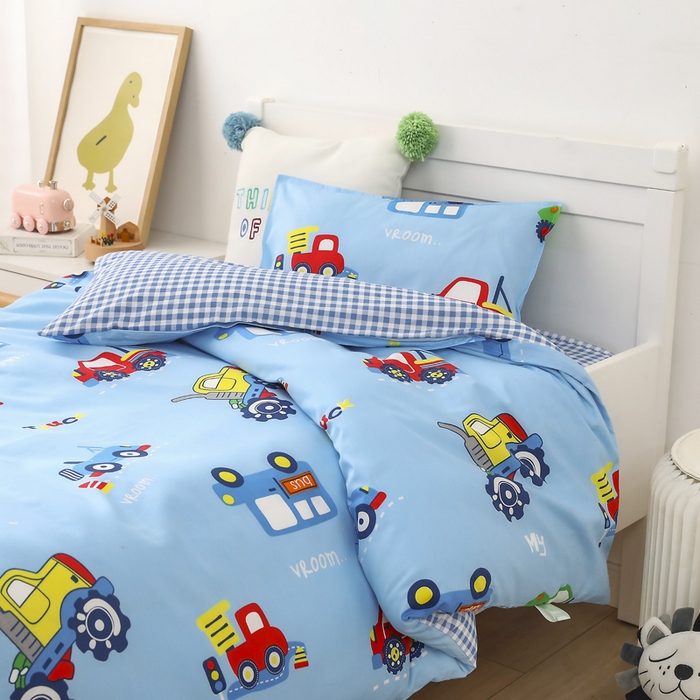 91家纺网 家纺一手货源 找家纺 鱼宝 2025新款全棉幼儿园套件 三件套—童真系列 都市汽车