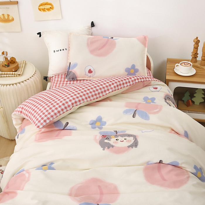 91家纺网 家纺一手货源 找家纺 鱼宝 2025新款全棉幼儿园套件 三件套—童真系列 蜜桃女孩