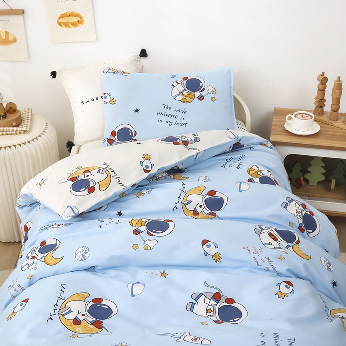 91家纺网 家纺一手货源 找家纺 鱼宝 2025新款全棉幼儿园套件 三件套—童真系列 太空之旅