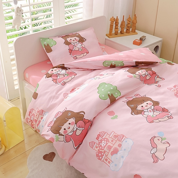 91家纺网 家纺一手货源 找家纺 鱼宝 2025新款全棉幼儿园套件 三件套—童真系列 花园公主