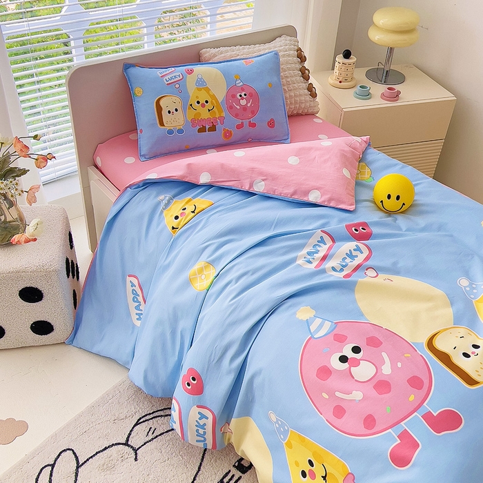 91家纺网 家纺一手货源 找家纺 鱼宝 2025新款全棉幼儿园套件 三件套—童真系列 曲奇面包