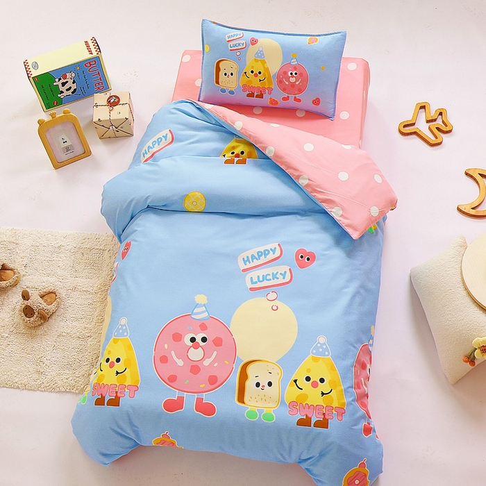 91家纺网 家纺一手货源 找家纺 鱼宝 2025新款全棉幼儿园套件 三件套—童真系列 曲奇面包