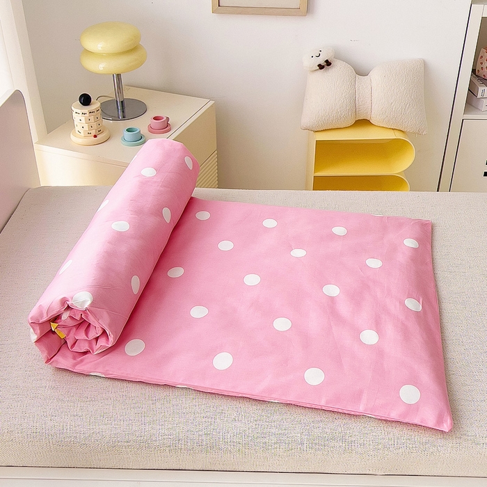 91家纺网 家纺一手货源 找家纺 鱼宝 2025新款全棉幼儿园套件 三件套—童真系列 曲奇面包