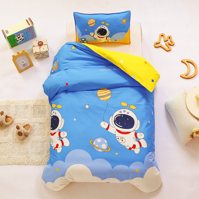 91家纺网 家纺一手货源 找家纺 鱼宝 2025新款全棉幼儿园套件 三件套—童真系列 太空飞行