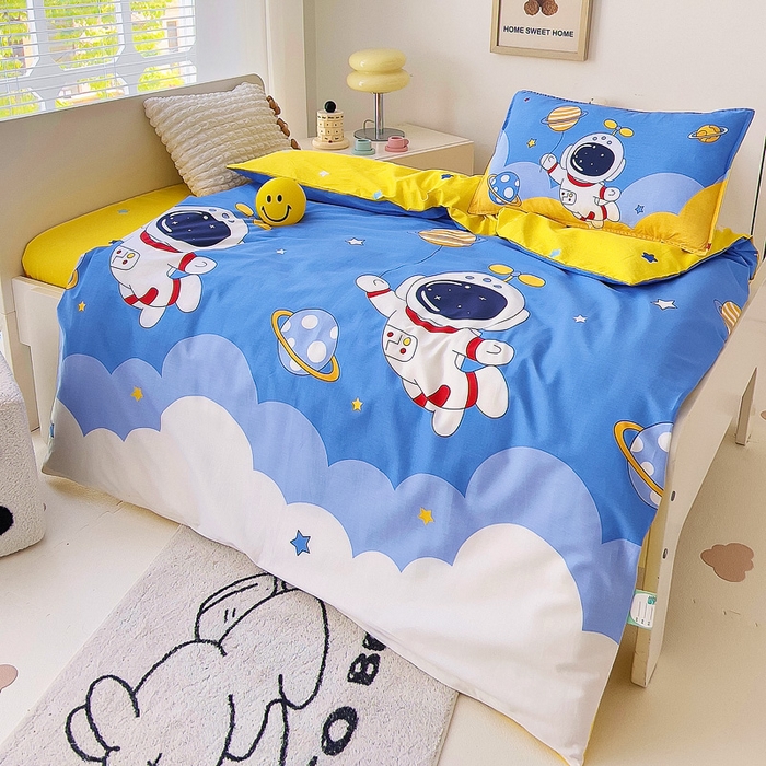 91家纺网 家纺一手货源 找家纺 鱼宝 2025新款全棉幼儿园套件 三件套—童真系列 太空飞行