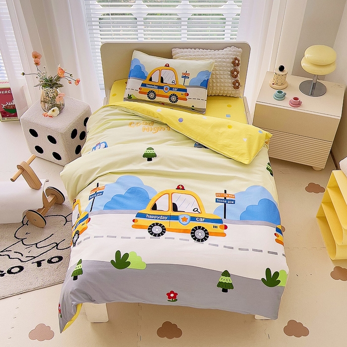 91家纺网 家纺一手货源 找家纺 鱼宝 2025新款全棉幼儿园套件 三件套—童真系列 小面包车