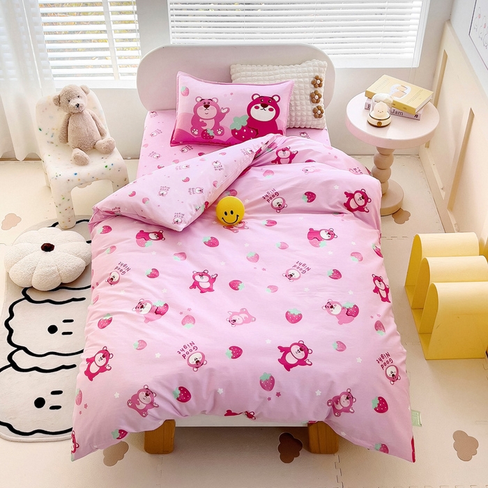 91家纺网 家纺一手货源 找家纺 鱼宝 2025新款全棉幼儿园套件 三件套—童真系列 胖胖熊