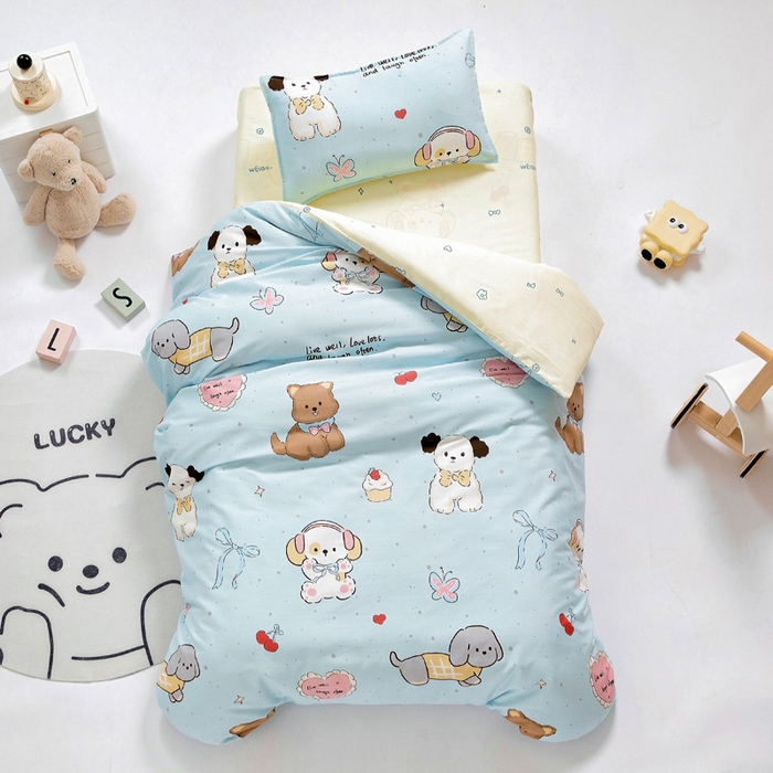 91家纺网 家纺一手货源 找家纺 鱼宝 2025新款全棉幼儿园套件 三件套—童真系列 音乐狗