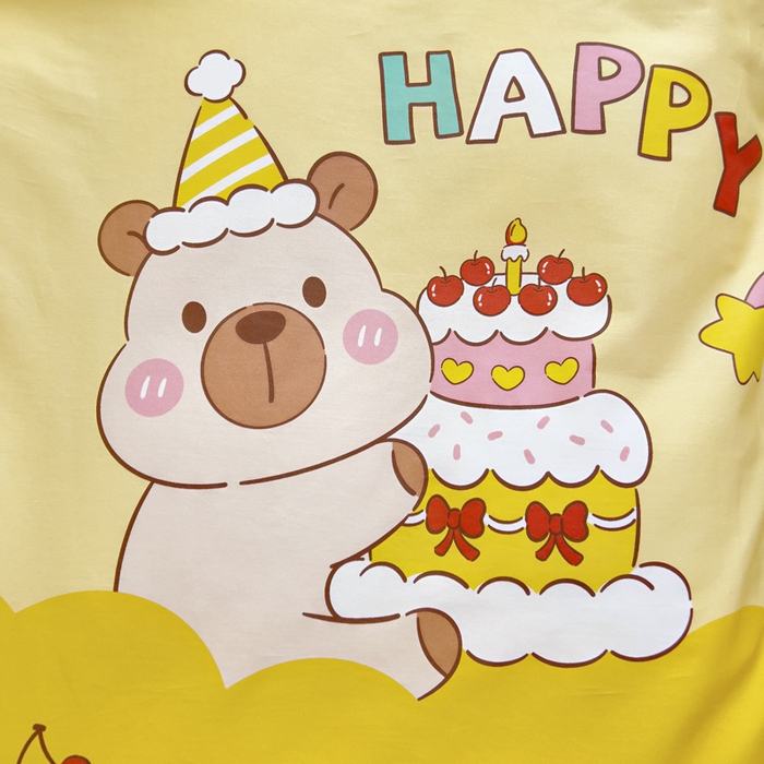 91家纺网 家纺一手货源 找家纺 鱼宝 2025新款全棉幼儿园套件 三件套—童真系列 蛋糕卡卡