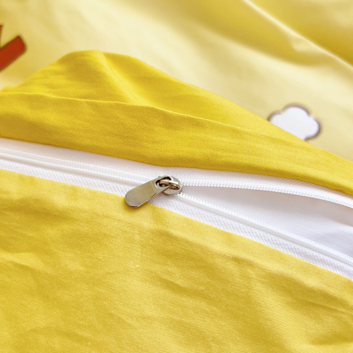 91家纺网 家纺一手货源 找家纺 鱼宝 2025新款全棉幼儿园套件 三件套—童真系列 蛋糕卡卡