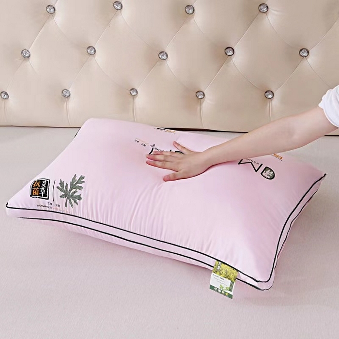 91家纺网 家纺一手货源 找家纺 永乐枕芯 2025新款热款艾草双边立体羽丝绒枕头枕芯（尺寸可定制） 高克重枕 立体粉色 48x74cm/只