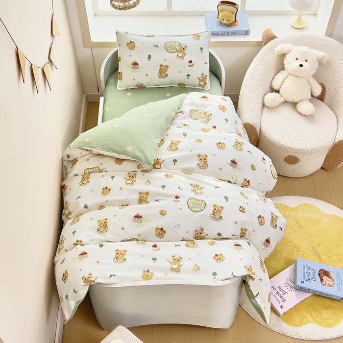 鱼宝 2025新款全棉幼儿园套件 三件套—童真系列 围裙小熊