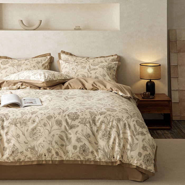 91家纺网 家纺一手货源 找家纺 千朵森 2025新款全棉高定印花磨毛拼角四件套-风格一 爱意浓