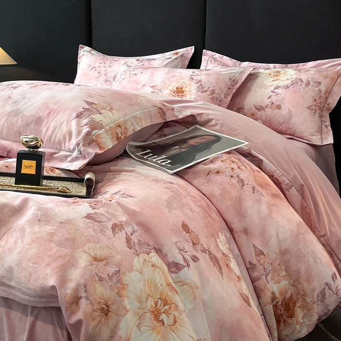 91家纺网 家纺一手货源 找家纺 格里芬 2025全棉加厚磨毛纯棉生态磨毛印花四件套 花涧-粉