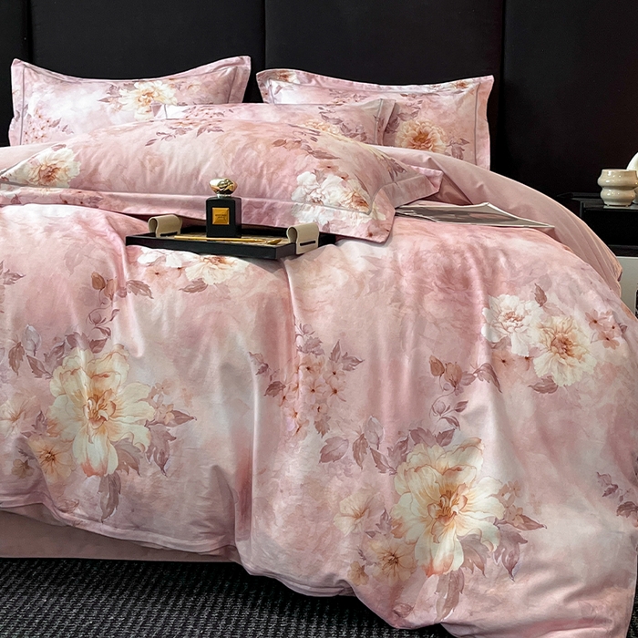 91家纺网 家纺一手货源 找家纺 格里芬 2025全棉加厚磨毛纯棉生态磨毛印花四件套 花涧-粉