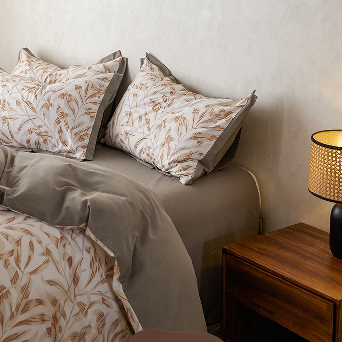 91家纺网 家纺一手货源 找家纺 千朵森 2025新款全棉高定印花磨毛拼角四件套-风格一 雅韵