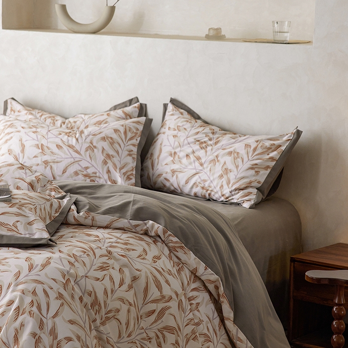 91家纺网 家纺一手货源 找家纺 千朵森 2025新款全棉高定印花磨毛拼角四件套-风格一 雅韵